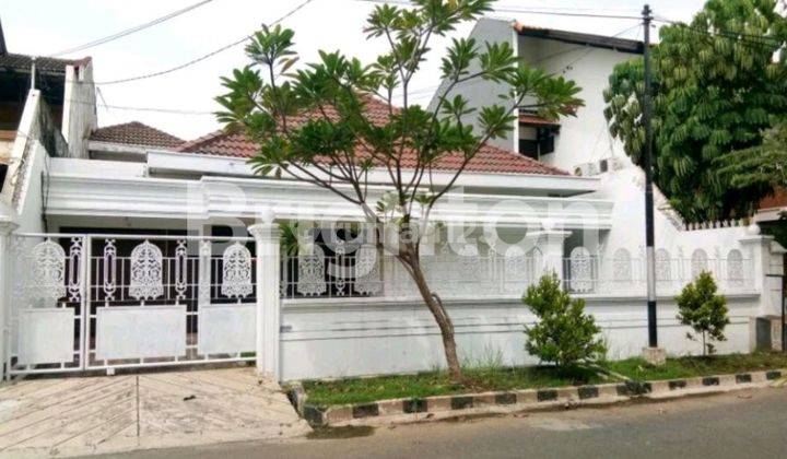 SIAP HUNI Rumah Margorejo Indah, Terawat, Row Jalan Lebar 1