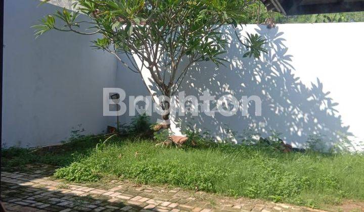 Rumah nyaman di Villa Melati Mas, nyaman dan luas 1