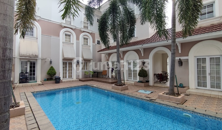 Cheapest. Nice house Alesha House Vanya Park BSD, suitable for boarding.