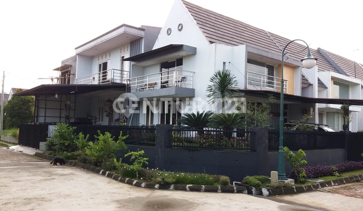 Rumah Hook 2Lantai Rancamaya Golf Estate Cluster Balcony Grande