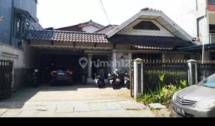 BU  RUMAH DI PUSAT KOTA BANGUNAN LAMA 1