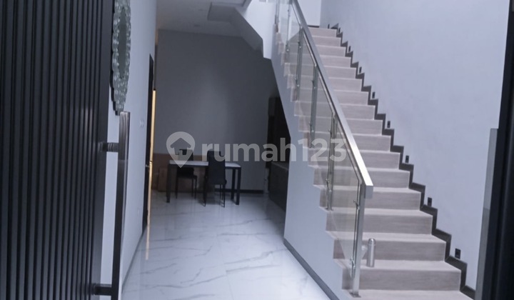 RUMAH MULYOSARI UTARA GRESS SIAP HUNI LEBAR 6.25X25 METER ADA 4 KAMAR TIDUR HADAP UTARA SHM 2