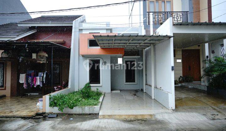 Rumah SHM Murah Ada Carport 10 Mnt Ke Stasiun Bekasi Nego, Bisa Kpr J21076 1