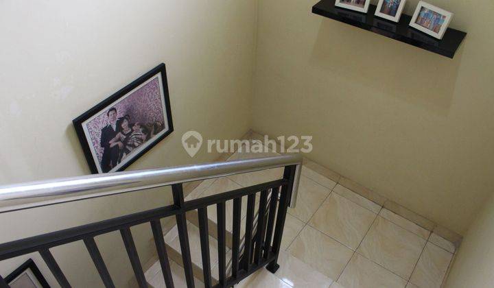 Rumah 2 Lantai SHM 9 Mnt Ke Living Plaza Cinere, Depok Harga Nego J11002 2