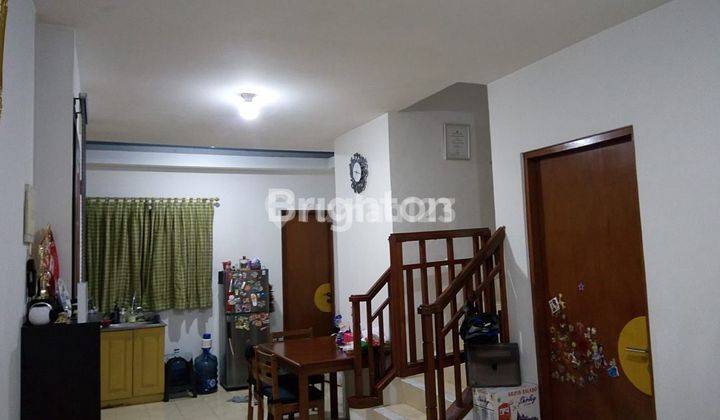 TOWN HOUSE PERMATA HIJAU KARAWACI SEMI FURNISHED DEKAT AKSES SEKOLAH DAN TOL 1