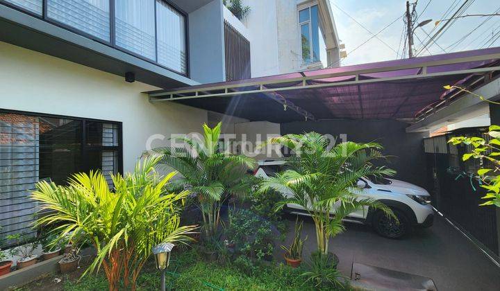 Cepat Rumah Cantik 3 Lantai Di Tamansari Jakarta Barat 1