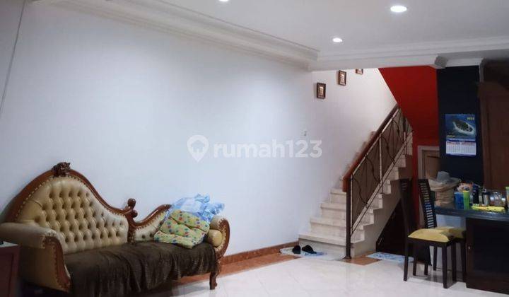 Rumah Elit di Raffles Hills Cibubur 2lt SHM Dekat Gerbang Tol Dan Mall Dibantu Kpr J20580 2