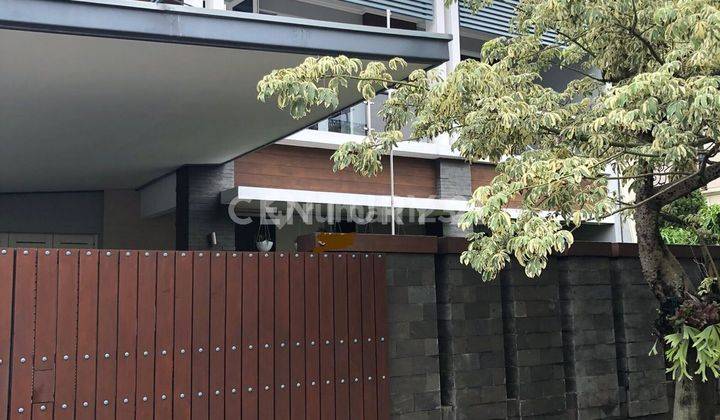 Rumah Cantik Design Unik Puri Indah Jakarta Barat 1