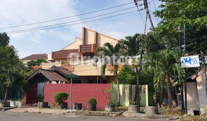 Rumah Usaha Area Komersial Ramai Cocok untuk Usaha Darmo Permai Timur Second Road Ramai