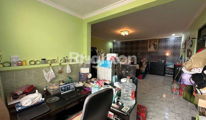 CEPAT RUMAH CANTIK FULL FURNISH DI ARAYA MALANG, DEKAT PLAZA ARAYA DAN PERSADA HOSPITAL, ROW JALAN LEBAR 2