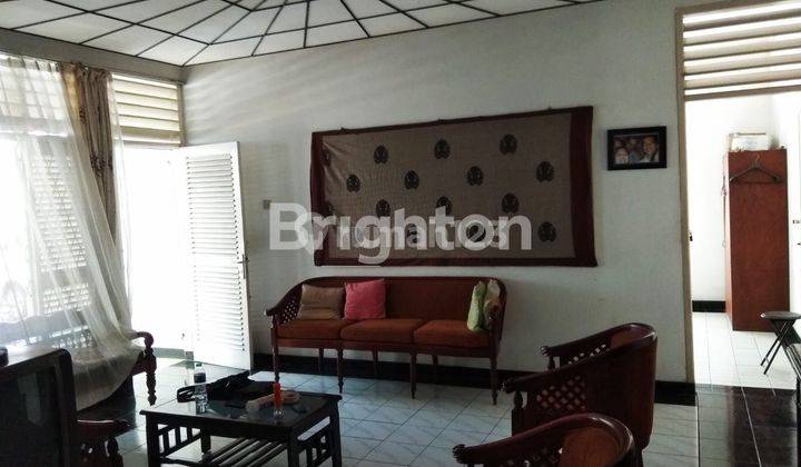 RUMAH MEWAH NAN ASRI, FURNISHED SIAP PAKAI DI JALAN. CINDE 2