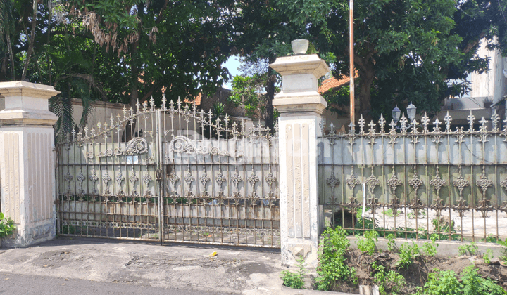 RUMAH USAHA DI ZONA KOMERSIAL NOL JALAN KALIWARON 1