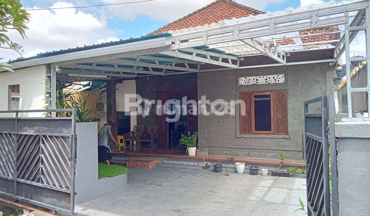 RUMAH CANTIK HALAMAN DEPAN LUAS COCOK BUAT BARBEKYU 1