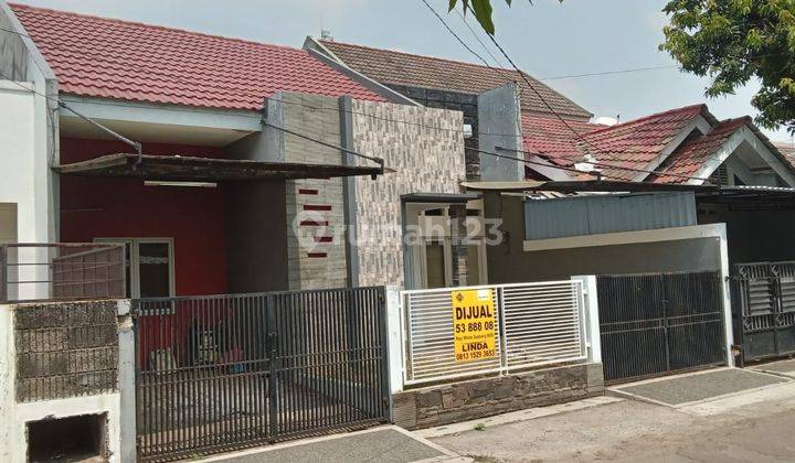 Rumah Full Renovasi Siap Huni Di Bsd Griya Loka  1