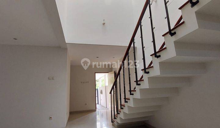 Rumah Minimalis Bagus Siap Huni Lokasi Strategis Di Jakarta Selatan 2