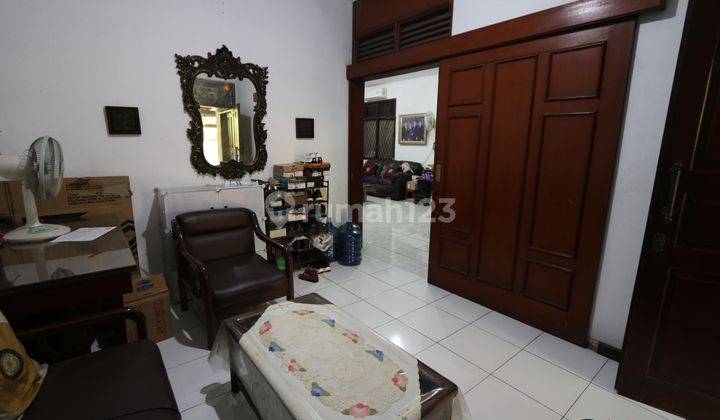 Dijual Rumah dengan 7+1 Kamar Tidur  di Kelapa Gading Timur  2