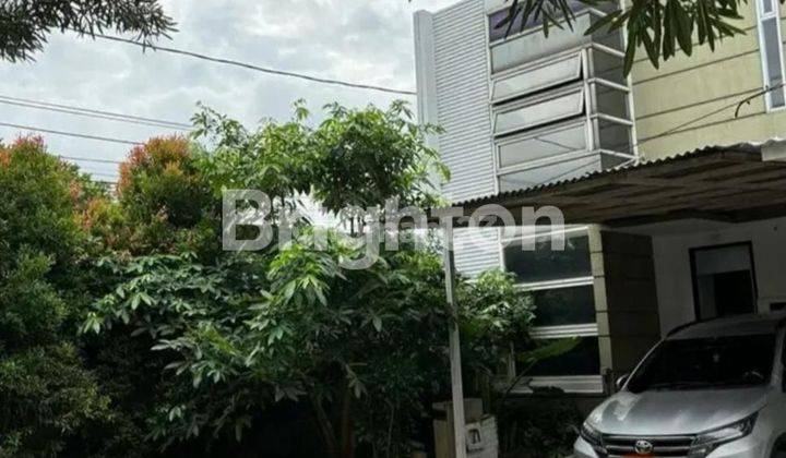 Rumah Townhouse Dekat MRT Lebak Bulus 1