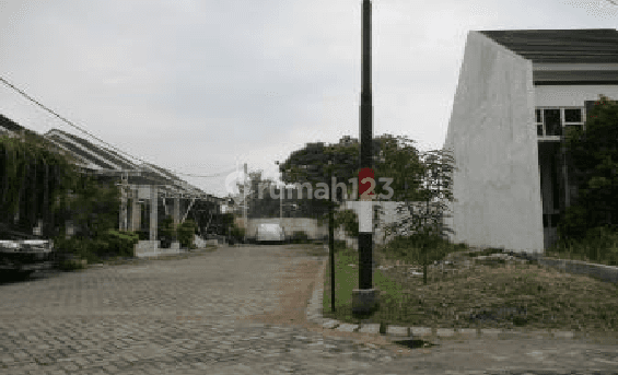 RUMAH THE SAVANA REGENCY GRESIK 14565 2