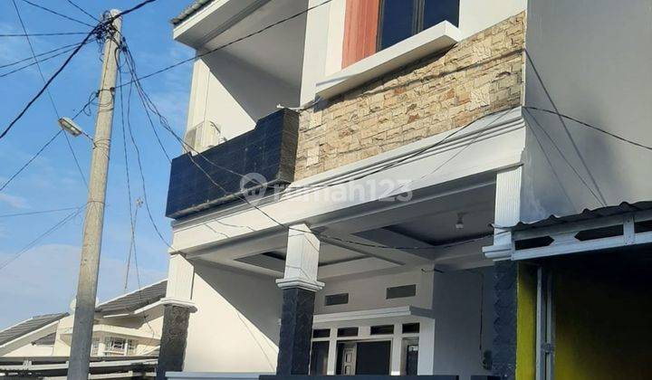 Rumah Seken Strategis 6 menit ke Eka Hospital Cibubur 2 Lantai Dibantu KPR J6556 1