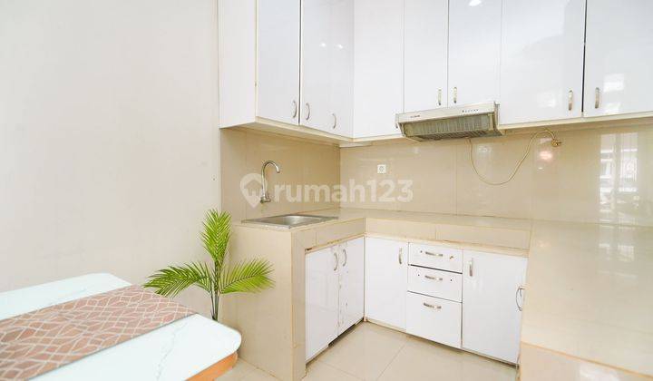 Hunian Nyaman 2lt Bisa Nego 10 Mnt Ke Stasiun Serpong Semi Furnished J20305 2