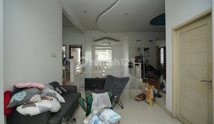 Rumah 3 Lantai Siap Huni LT 163 Bisa Nego dekat Stasiun Cakung Dibantu KPR J19959 2