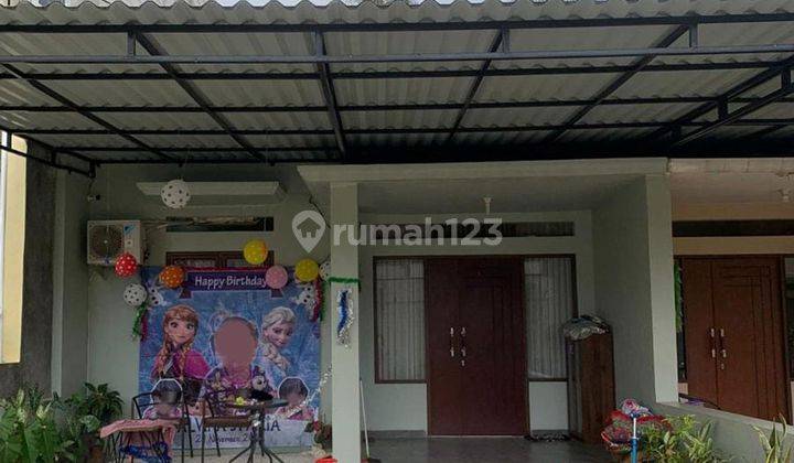 Rumah Dengan Kolam Renang Harga Nego 13 Mnt Ke Stasiun Citayam J16418 2