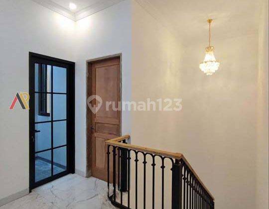 Rumah Townhouse Minimalis Tanah Baru Beji Depok 2