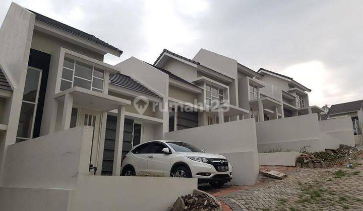 CEPAT RUMAH 1 LANTAI CANTIK DAN BAGUS MODERN HARGA TERJANGKAU 2