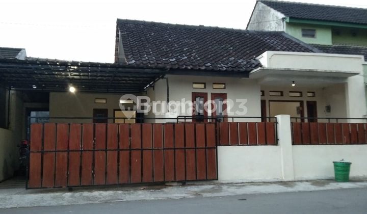 RUMAH  MODERN MINIMALIS DIJUAL DI BROMONILAN PURWOMARTANI DEKAT FASILIYAS UMUM