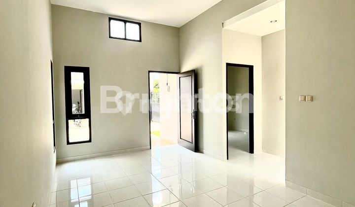 BEAUTIFUL MODERN MINIMALIST CLUSTER 2