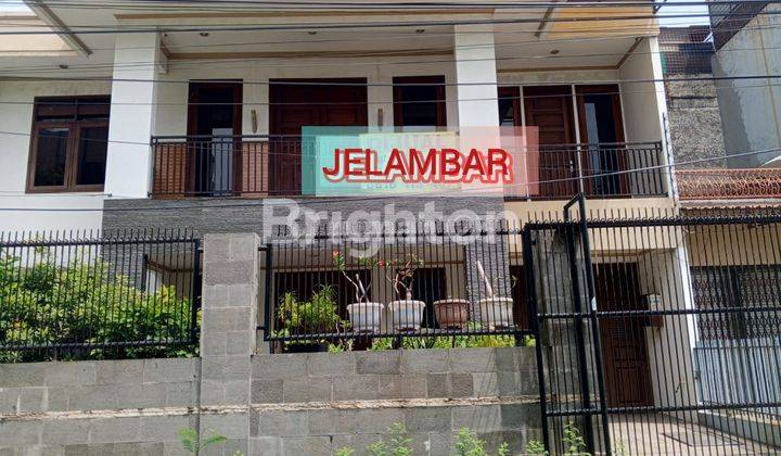 RUMAH JELAMBAR SIAP HUNI 2,5LANTAI LOKASI STRATEGIS Dalam komplek perumahan JAKARTA BARAT  2