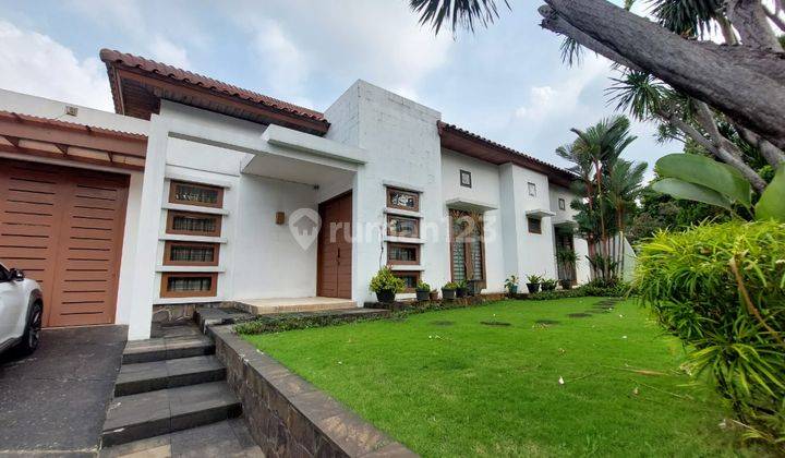 rumah Lux bagus siap huni di kebayoran lama jakarta 1