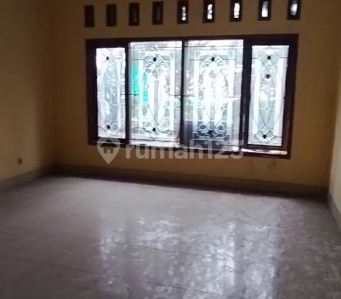 COOL 2-STOREY HOUSE BANDUNG CITY 2