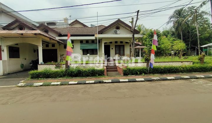 HUNIAN HOOK 1½ LANTAI GEMA PESONA DEPOK