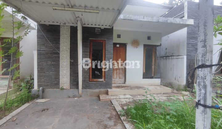 RUMAH MODERN PERUM GRIYA LOKA TABANAN 2