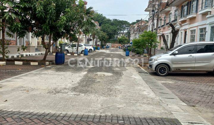 KAN  TOWNHOUSE  ELOK  LIPPO KARAWACI LANTAI BAWAH 2