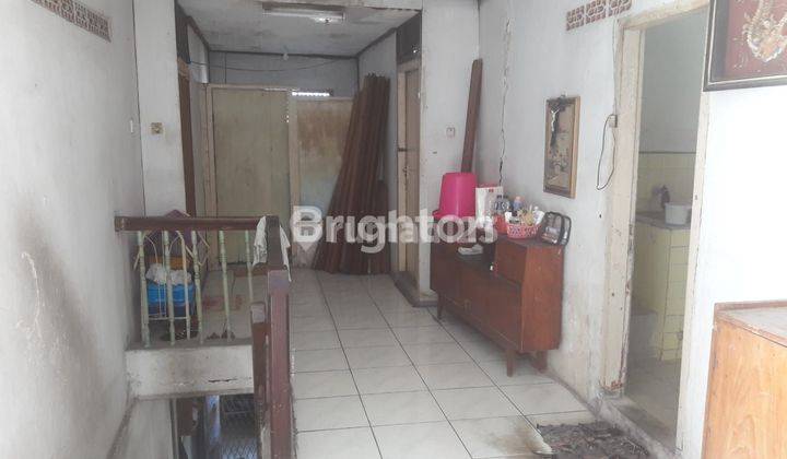 Rumah Pusat Kota Surabaya Embong Kenongo deretan Gozadera 2