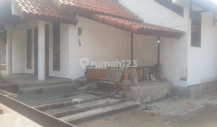 Rumah di Ampera-Kemang. Dalam Komplek. Siap Huni. 2