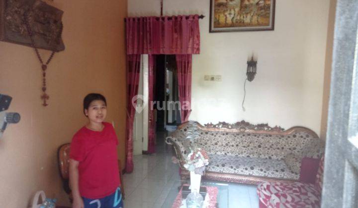 RUMAH SEMAMPIR TENGAH SURABAYA 31688 2