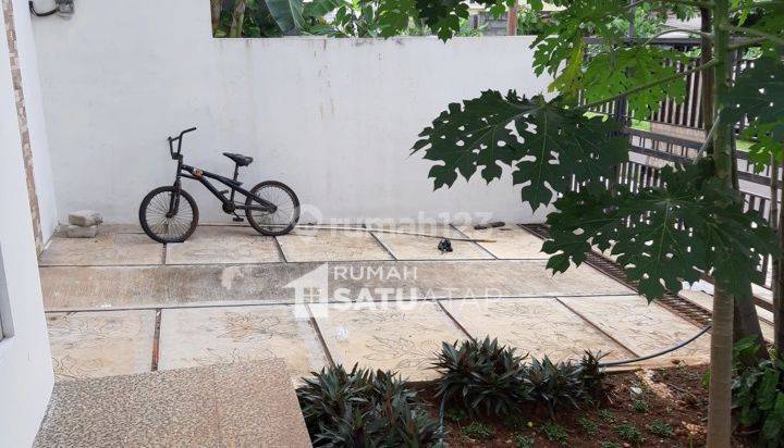 Rumah Hoek Hanya Selangkah ke Pintu Tol Ciledug RSA082006 2