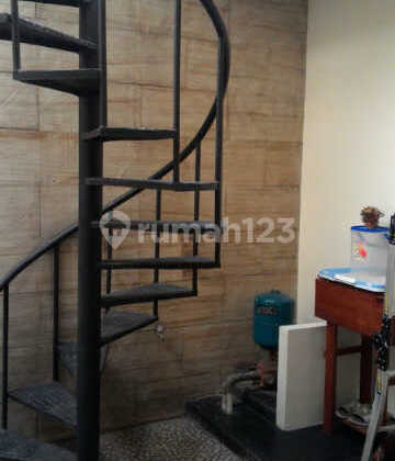 Rumah di Pulau Matahari, Permata Buana, Jakarta Barat 2