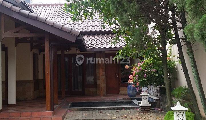 Rumah Halaman Luas,siap huni di Sektor 6 Bintaro Jaya 2