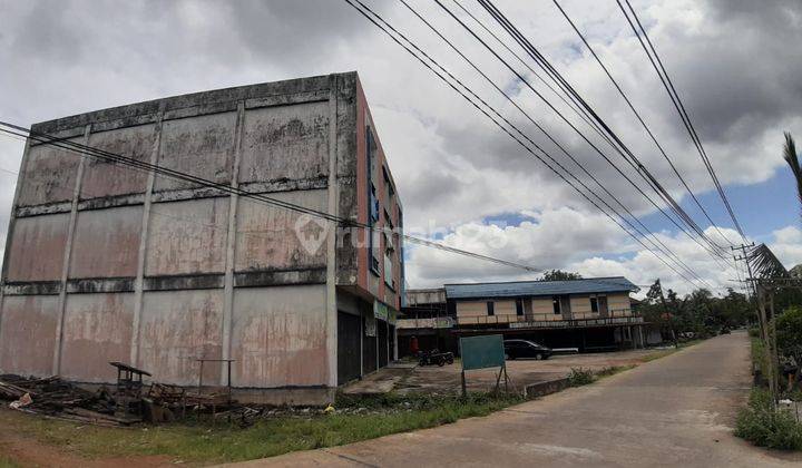 RUMAH JALAN PARALEL TOL KOTA PONTIANAK 32101 1