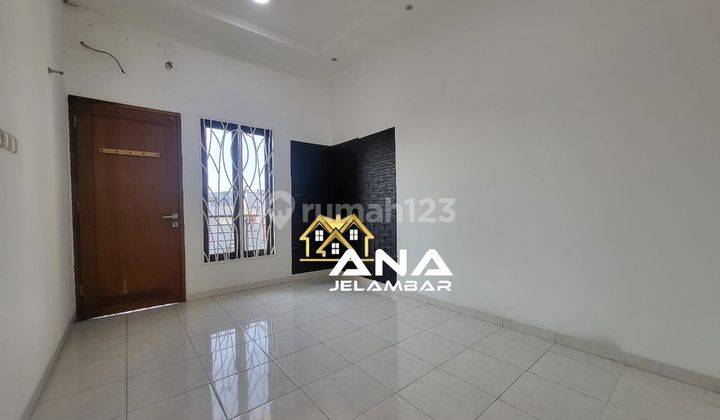 ANA rumah 3 lantai uk 3.3x15m siap huni di jelambar 2