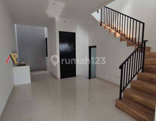 Rumah Ready DP 0% Fasum Kolam Renang Cipayung Jakarta Timur
 2