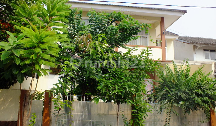 Rumah Bagus,siap huni, bebas banjir di Bumi Pesanggrahan Mas JakSel.  2