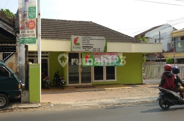 Rumah di jalan poros cocok unt kantor dan toko