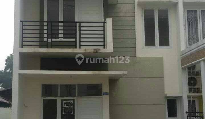 Rumah di Kompleks City Suites 1