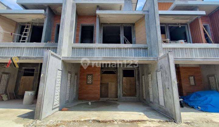 Rumah Baru 3 Unit Only Dekat Gerbang Tol Kukusan Beji Depok 2