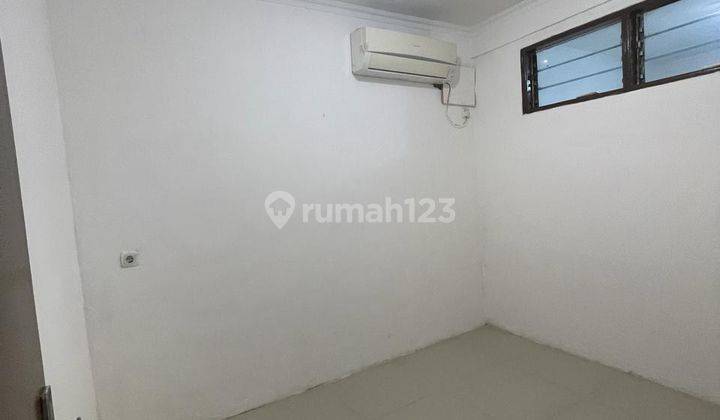 Dhyana rumah jelambar uk 3.6x15m kondisi bagus full renovasi  2